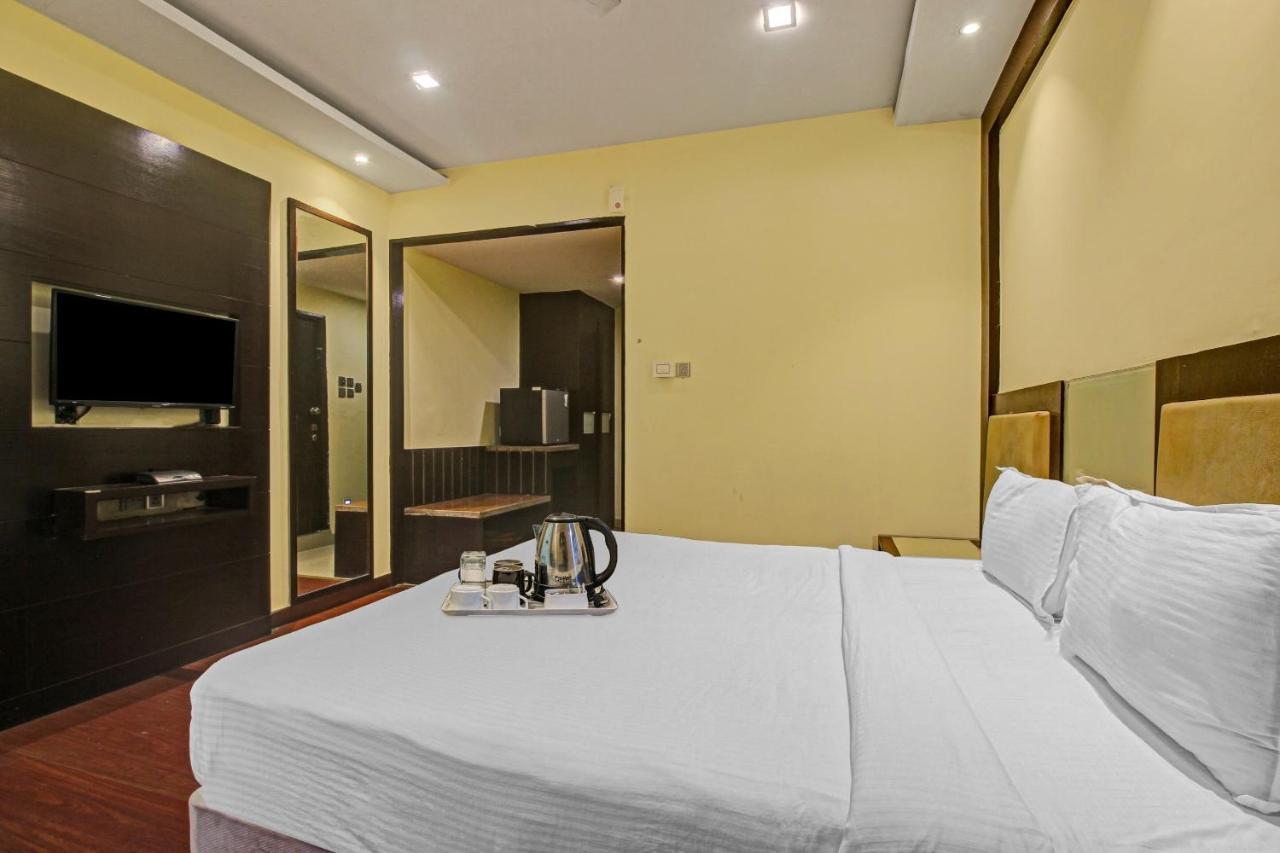 فندق حيدر أبادفي  Oyo Townhouse 707 Grand Krishna المظهر الخارجي الصورة