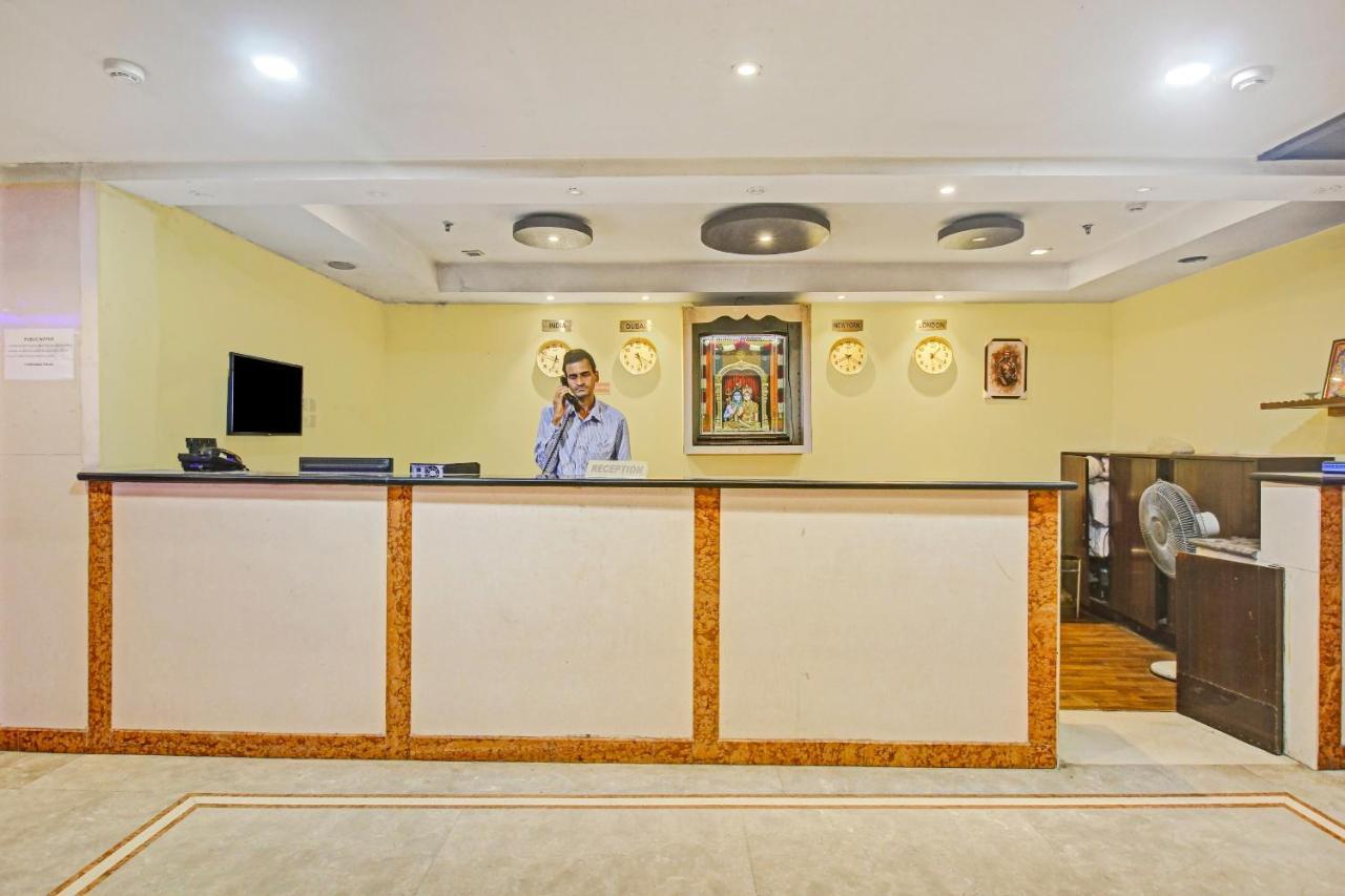 فندق حيدر أبادفي  Oyo Townhouse 707 Grand Krishna المظهر الخارجي الصورة